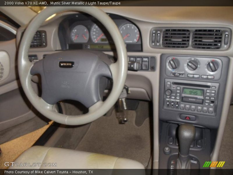 Mystic Silver Metallic / Light Taupe/Taupe 2000 Volvo V70 XC AWD