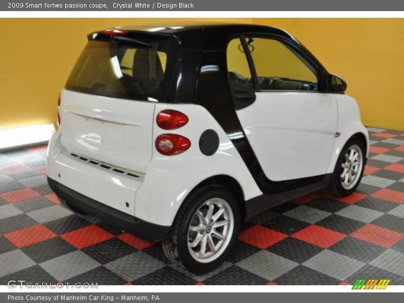 Crystal White / Design Black 2009 Smart fortwo passion coupe