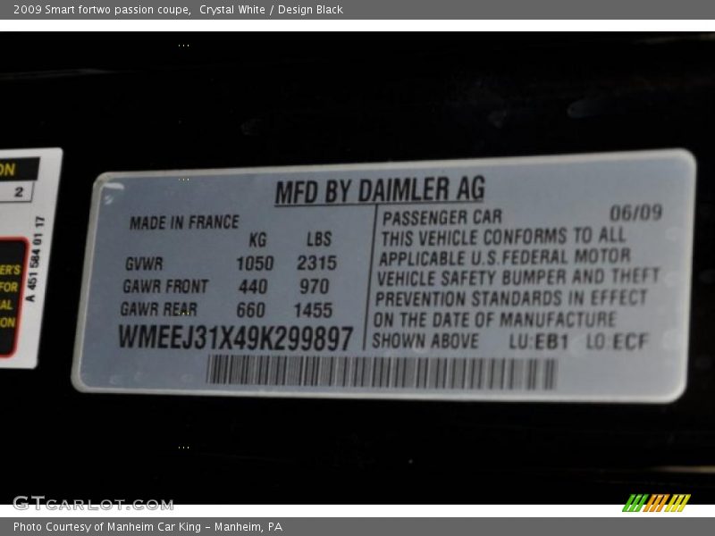 Crystal White / Design Black 2009 Smart fortwo passion coupe