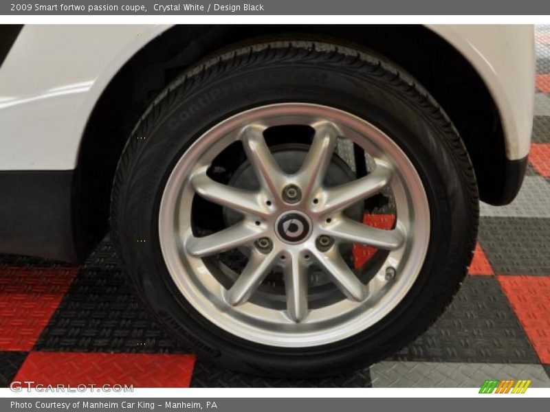 Crystal White / Design Black 2009 Smart fortwo passion coupe