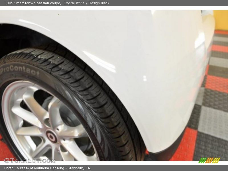 Crystal White / Design Black 2009 Smart fortwo passion coupe