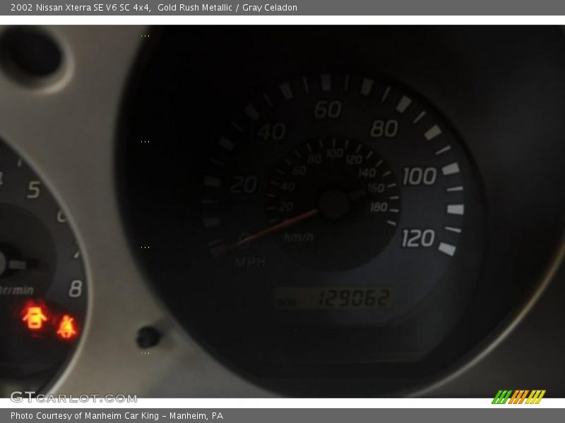 Gold Rush Metallic / Gray Celadon 2002 Nissan Xterra SE V6 SC 4x4