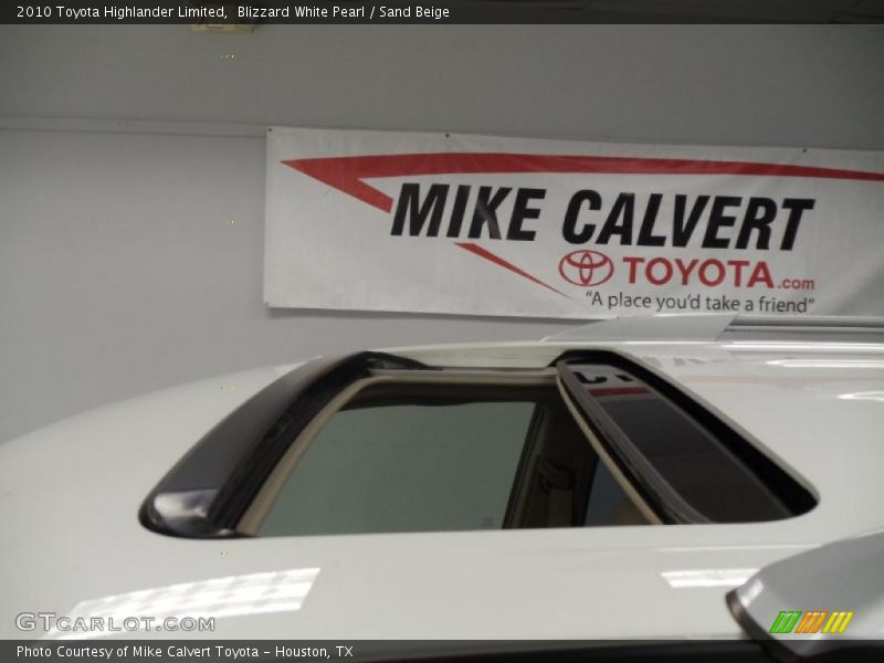 Blizzard White Pearl / Sand Beige 2010 Toyota Highlander Limited
