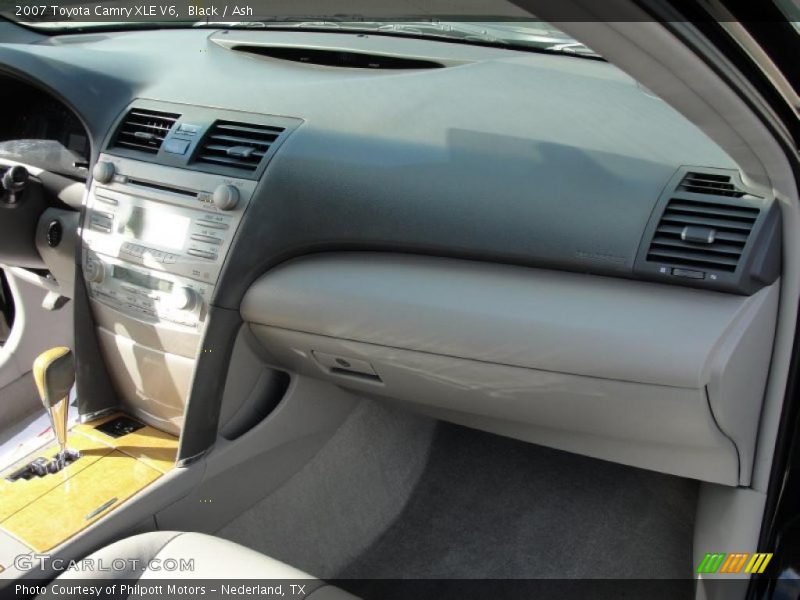 Black / Ash 2007 Toyota Camry XLE V6