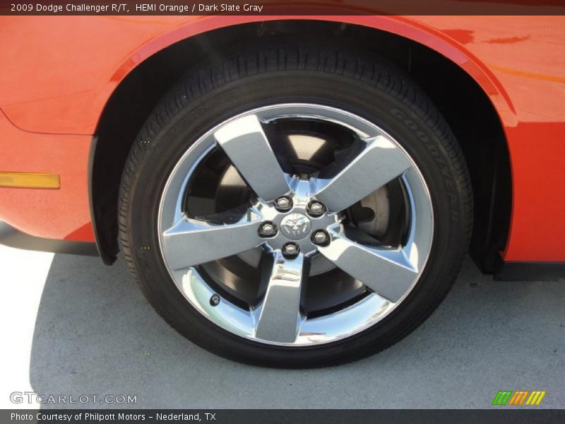  2009 Challenger R/T Wheel