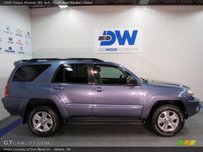 Pacific Blue Metallic / Stone 2005 Toyota 4Runner SR5 4x4