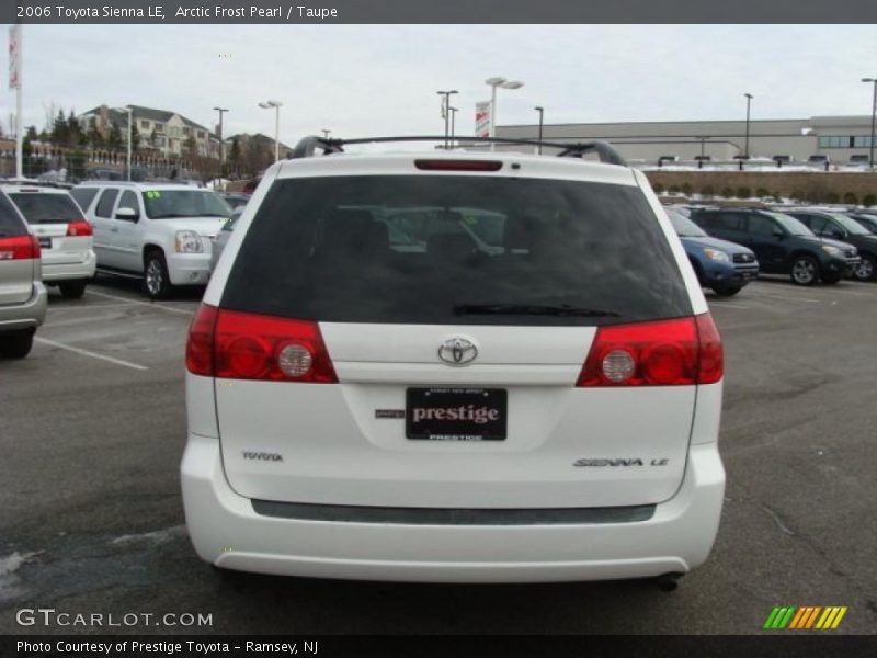 Arctic Frost Pearl / Taupe 2006 Toyota Sienna LE