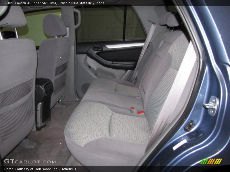 Pacific Blue Metallic / Stone 2005 Toyota 4Runner SR5 4x4