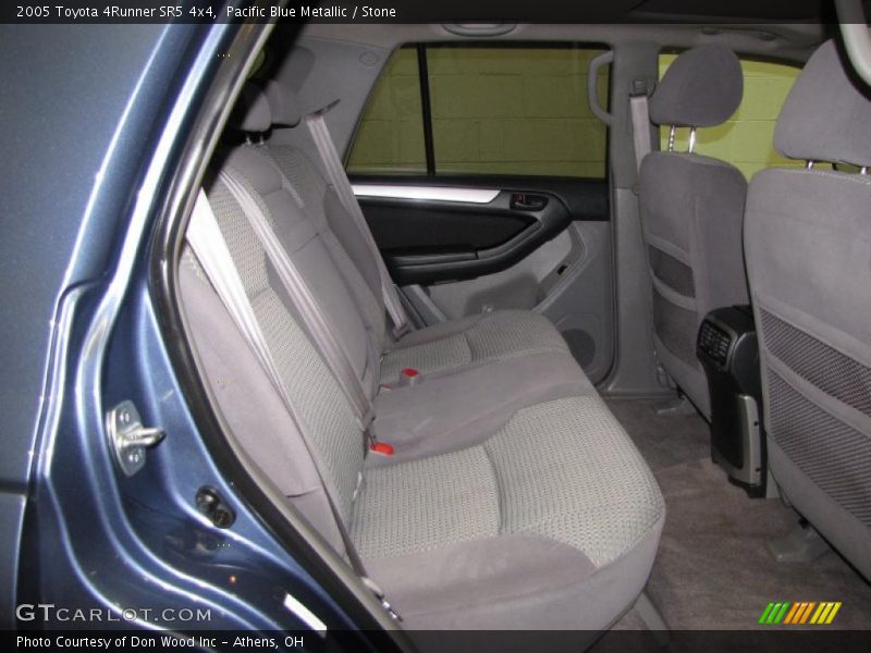 Pacific Blue Metallic / Stone 2005 Toyota 4Runner SR5 4x4