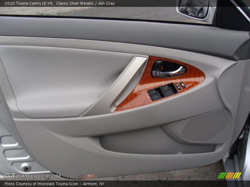 Classic Silver Metallic / Ash Gray 2010 Toyota Camry LE V6