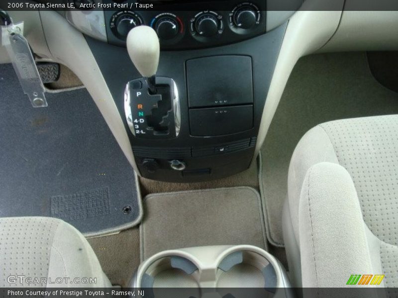 Arctic Frost Pearl / Taupe 2006 Toyota Sienna LE