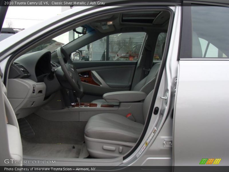 Classic Silver Metallic / Ash Gray 2010 Toyota Camry LE V6