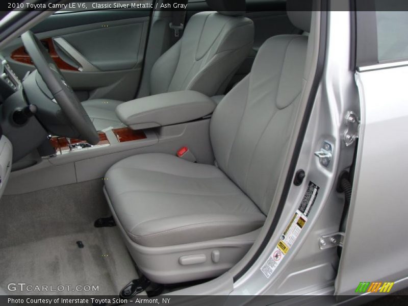 Classic Silver Metallic / Ash Gray 2010 Toyota Camry LE V6