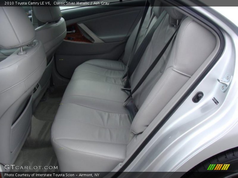 Classic Silver Metallic / Ash Gray 2010 Toyota Camry LE V6