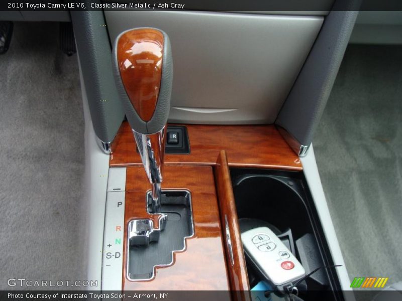 Classic Silver Metallic / Ash Gray 2010 Toyota Camry LE V6
