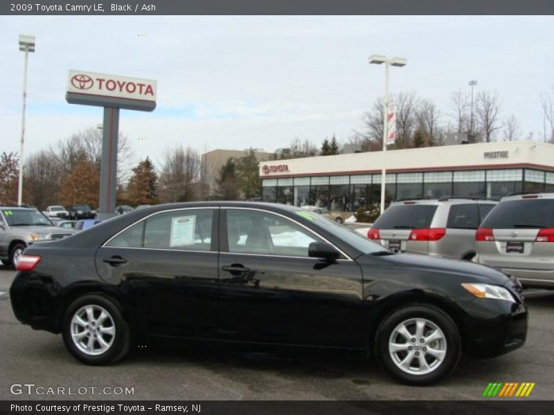 Black / Ash 2009 Toyota Camry LE