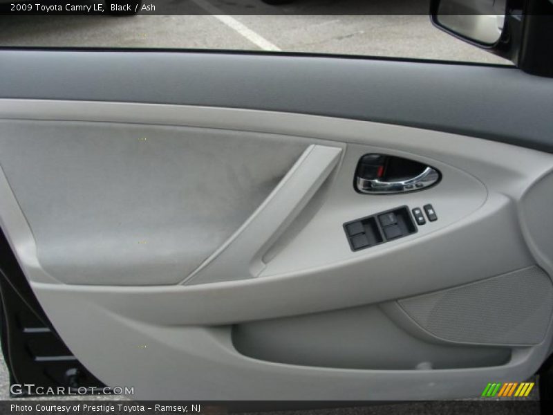 Black / Ash 2009 Toyota Camry LE
