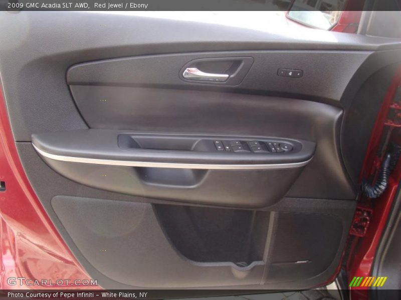 Door Panel of 2009 Acadia SLT AWD