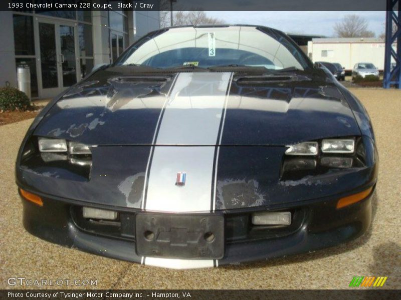 Black / Gray 1993 Chevrolet Camaro Z28 Coupe