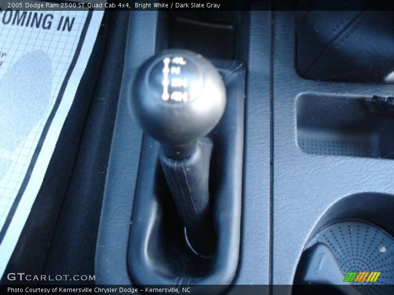 Bright White / Dark Slate Gray 2005 Dodge Ram 2500 ST Quad Cab 4x4