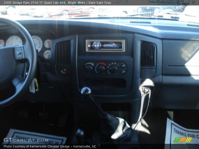 Bright White / Dark Slate Gray 2005 Dodge Ram 2500 ST Quad Cab 4x4