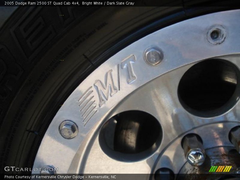 Bright White / Dark Slate Gray 2005 Dodge Ram 2500 ST Quad Cab 4x4