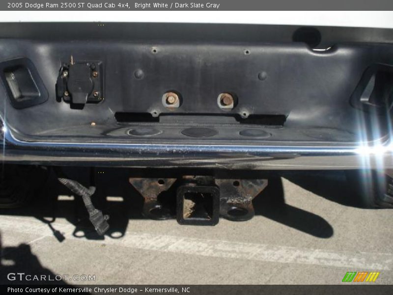 Bright White / Dark Slate Gray 2005 Dodge Ram 2500 ST Quad Cab 4x4