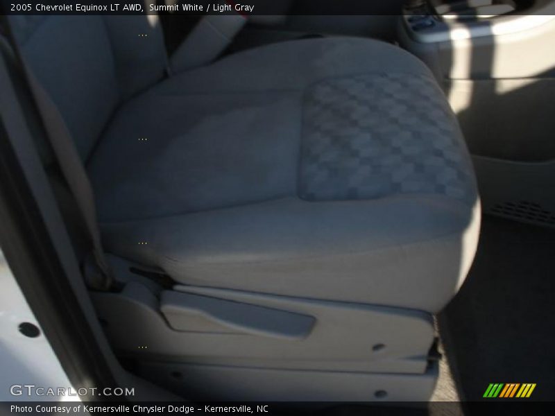 Summit White / Light Gray 2005 Chevrolet Equinox LT AWD