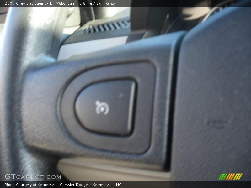 Summit White / Light Gray 2005 Chevrolet Equinox LT AWD