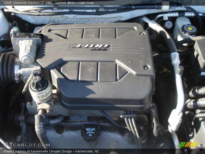 Summit White / Light Gray 2005 Chevrolet Equinox LT AWD