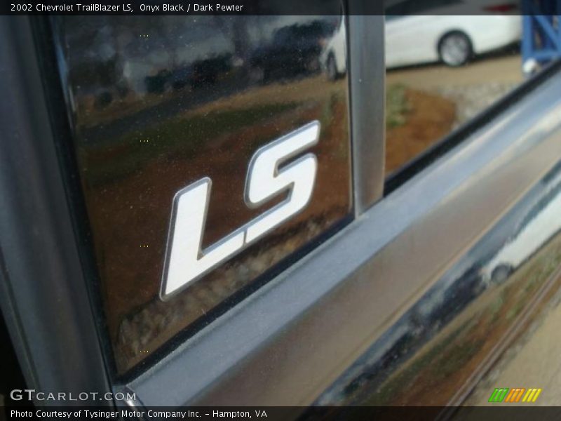 Onyx Black / Dark Pewter 2002 Chevrolet TrailBlazer LS