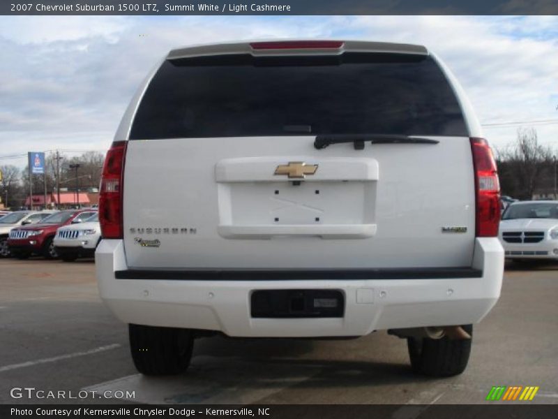 Summit White / Light Cashmere 2007 Chevrolet Suburban 1500 LTZ