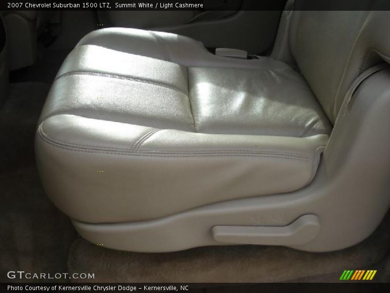 Summit White / Light Cashmere 2007 Chevrolet Suburban 1500 LTZ