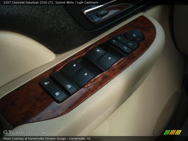 Summit White / Light Cashmere 2007 Chevrolet Suburban 1500 LTZ