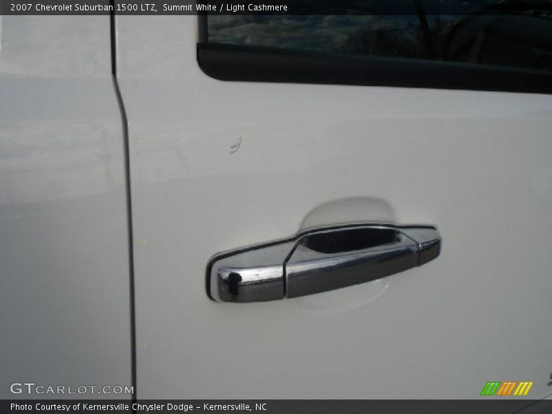 Summit White / Light Cashmere 2007 Chevrolet Suburban 1500 LTZ