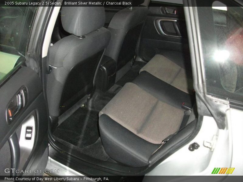 Brilliant Silver Metallic / Charcoal Black 2005 Subaru Legacy 2.5i Sedan
