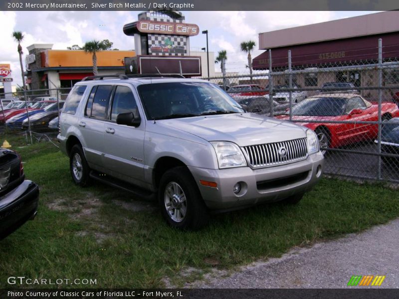 Silver Birch Metallic / Dark Graphite 2002 Mercury Mountaineer