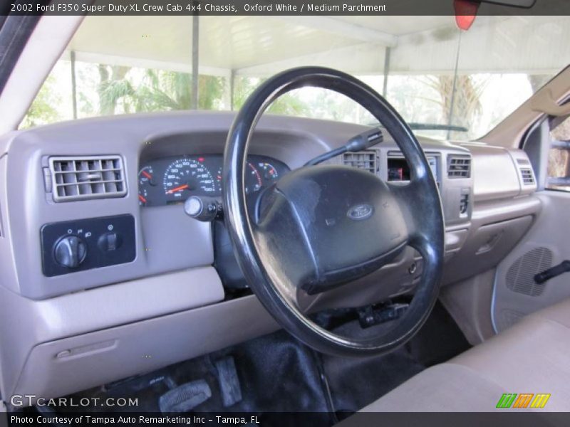 Oxford White / Medium Parchment 2002 Ford F350 Super Duty XL Crew Cab 4x4 Chassis