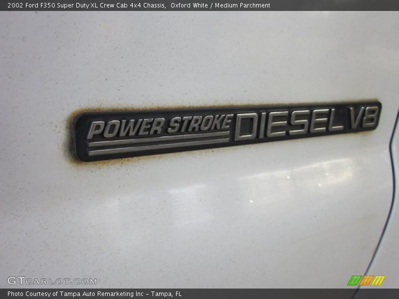 Oxford White / Medium Parchment 2002 Ford F350 Super Duty XL Crew Cab 4x4 Chassis