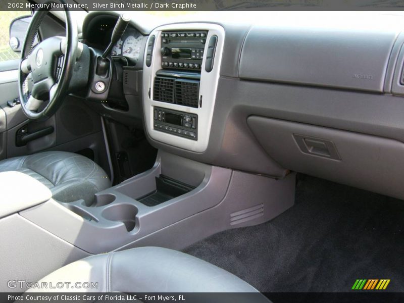 Silver Birch Metallic / Dark Graphite 2002 Mercury Mountaineer