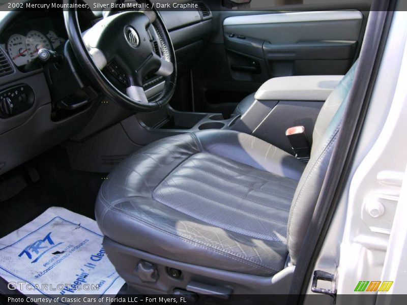 Silver Birch Metallic / Dark Graphite 2002 Mercury Mountaineer