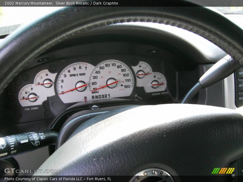 Silver Birch Metallic / Dark Graphite 2002 Mercury Mountaineer