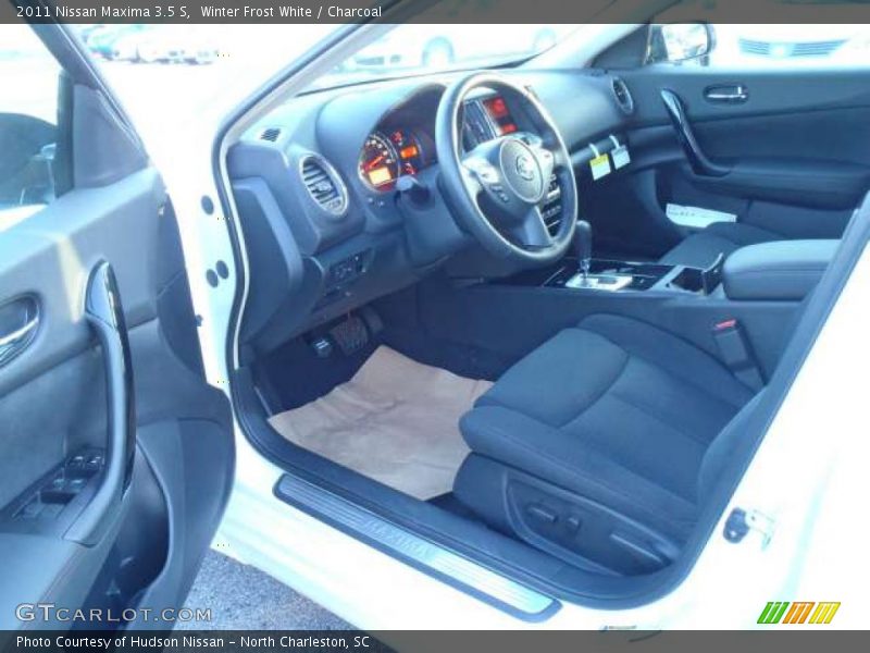 Winter Frost White / Charcoal 2011 Nissan Maxima 3.5 S