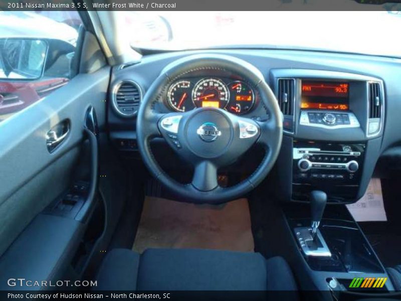 Winter Frost White / Charcoal 2011 Nissan Maxima 3.5 S