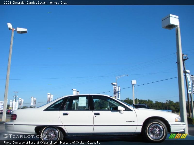 White / Gray 1991 Chevrolet Caprice Sedan