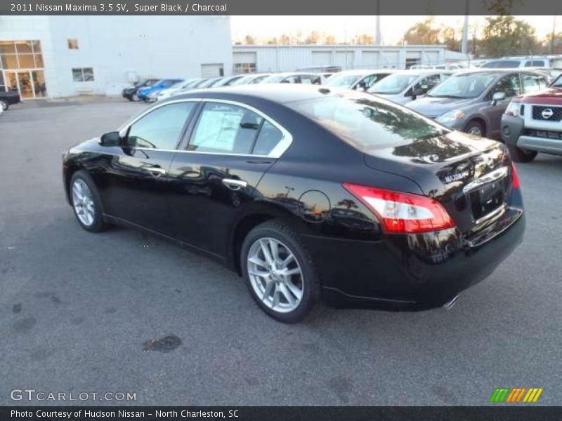 Super Black / Charcoal 2011 Nissan Maxima 3.5 SV