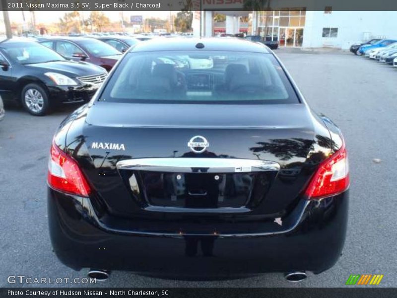 Super Black / Charcoal 2011 Nissan Maxima 3.5 SV
