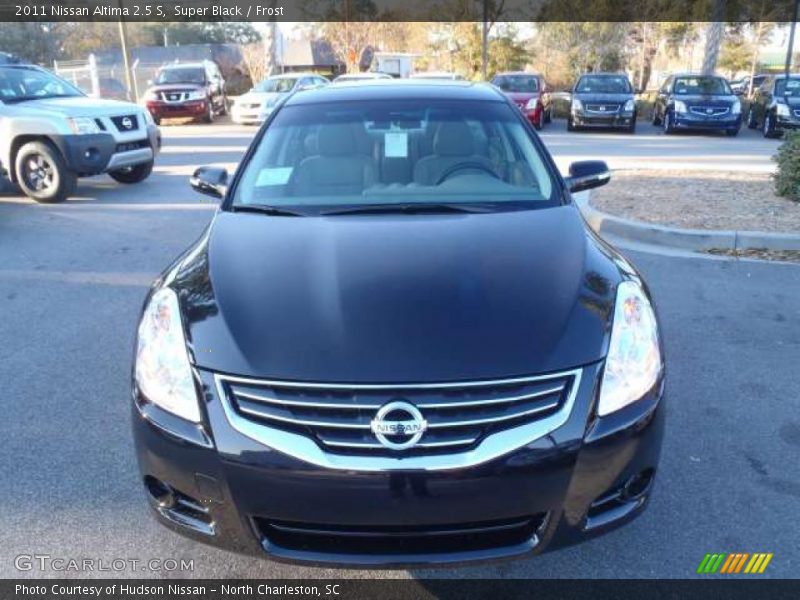 Super Black / Frost 2011 Nissan Altima 2.5 S