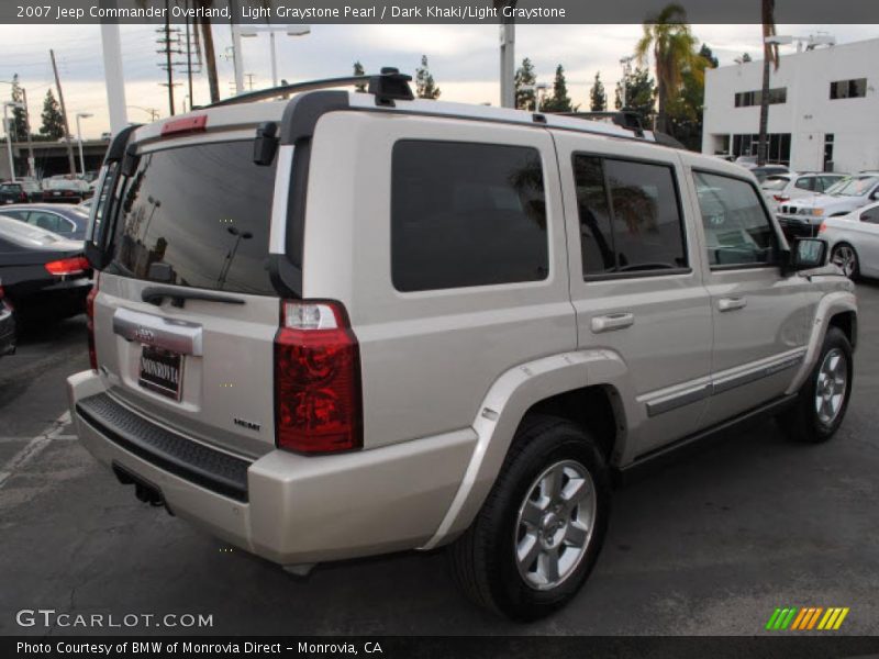 Light Graystone Pearl / Dark Khaki/Light Graystone 2007 Jeep Commander Overland