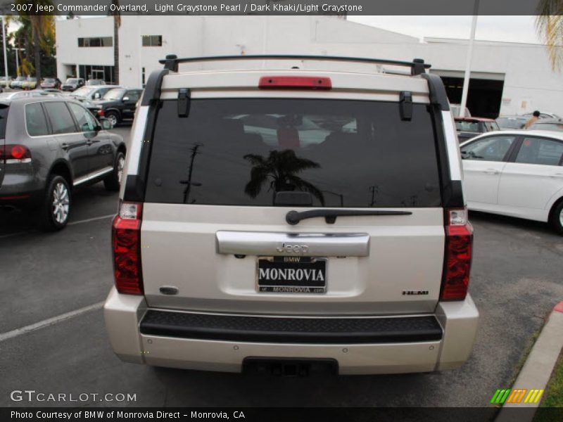 Light Graystone Pearl / Dark Khaki/Light Graystone 2007 Jeep Commander Overland